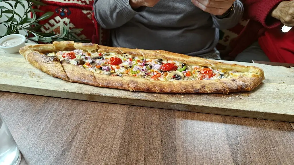 Mark_Lezzet Authentic Restaurant_Grovesend_review