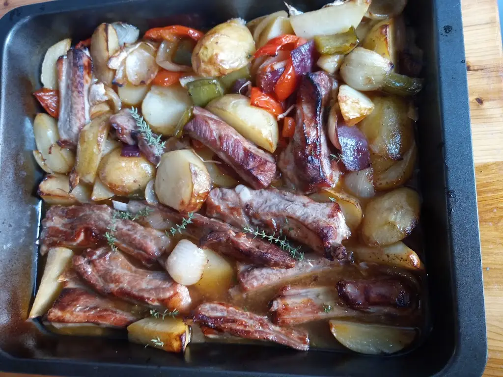 Menu_Ele's Little Kitchen_Grovesend_image_5