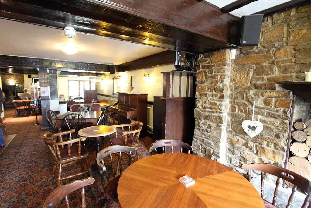 Reverend James restaurant in Grovesend