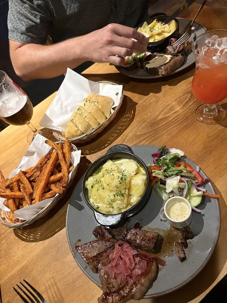 Chloe Pye_Block and Barrel_Haverfordwest_review