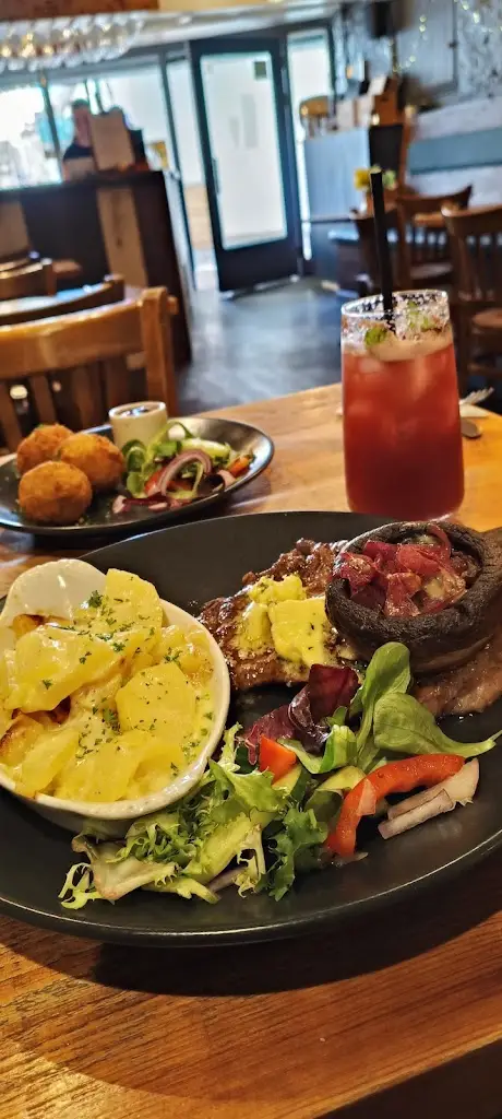 MARY NEETHU_Block and Barrel_Haverfordwest_review