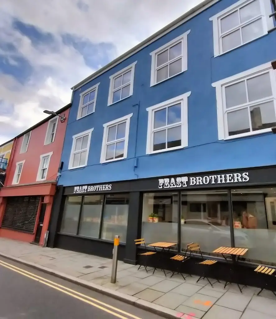 Darren Laverty _Feast Brothers_Holyhead_review