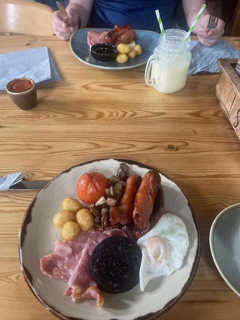 Menu_Caffi Gwynant_Gwynedd_image_5