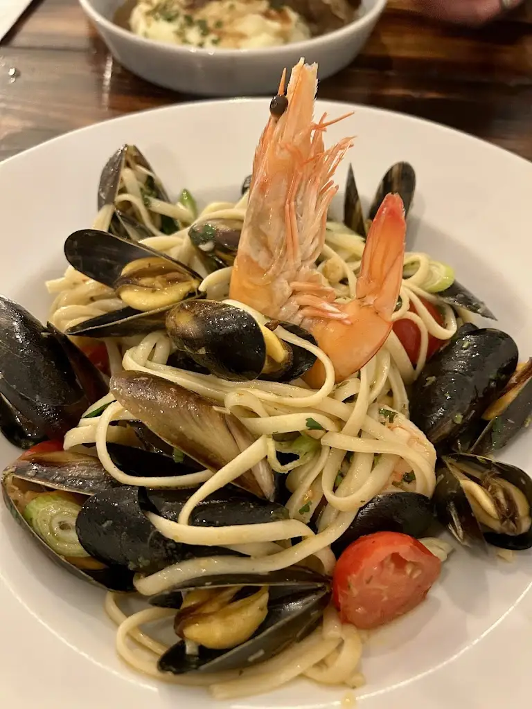 Salt Marsh Kitchen_Gwynedd_slider_image_2