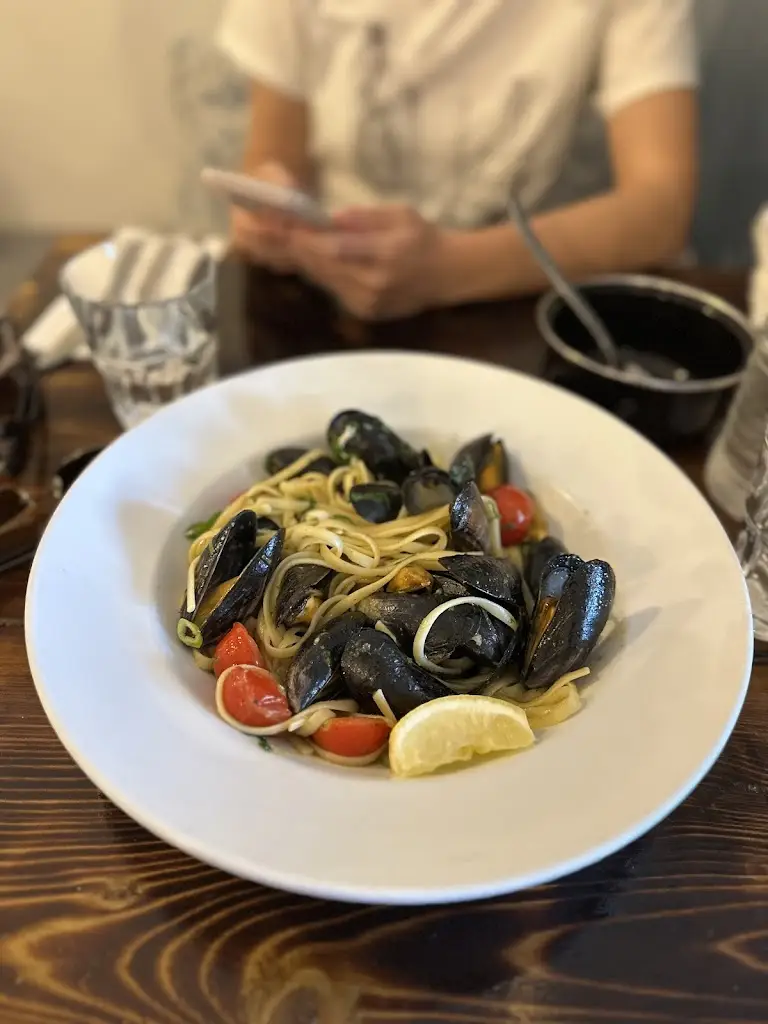 Salt Marsh Kitchen_Gwynedd_slider_image_3