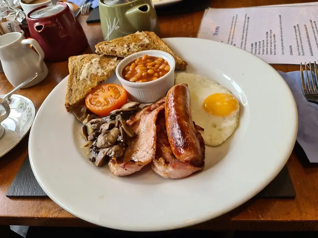 Menu_Tir a Môr_Gwynedd_image_5