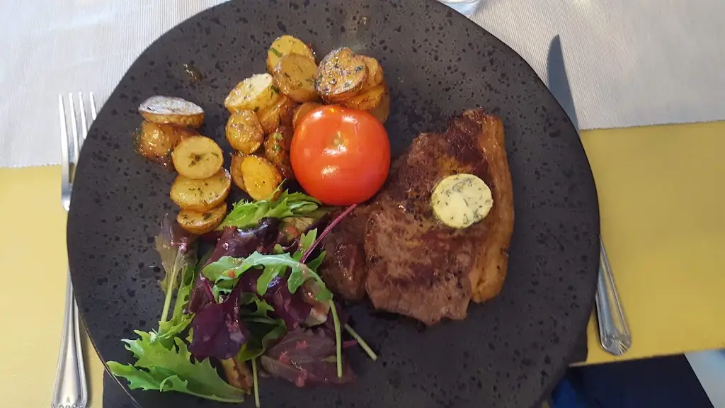 Menu_Proper Gander_Gwynedd_image_8