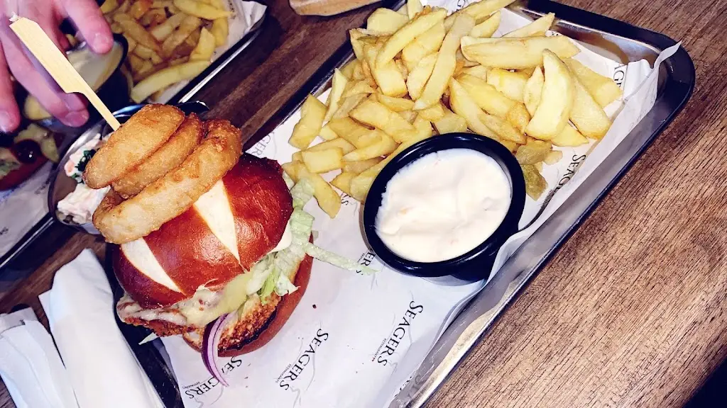 Hannah Harris_Grill House_Gorseinon_review