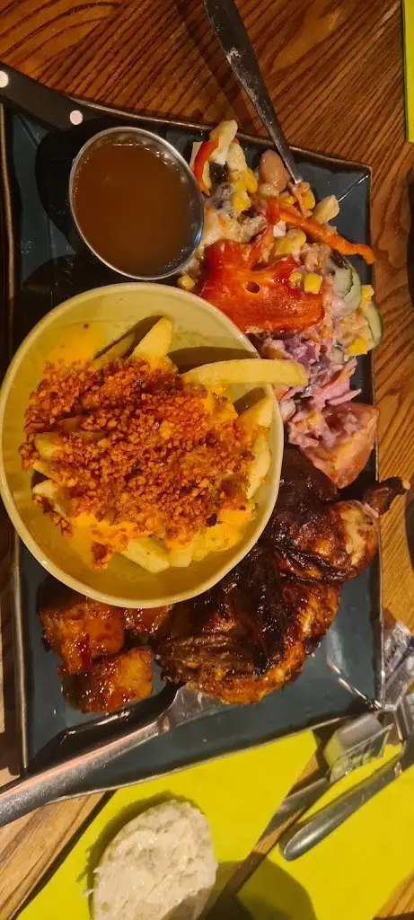 Emma Jolliffe_Harvester Gowerton Swansea_Gorseinon_review