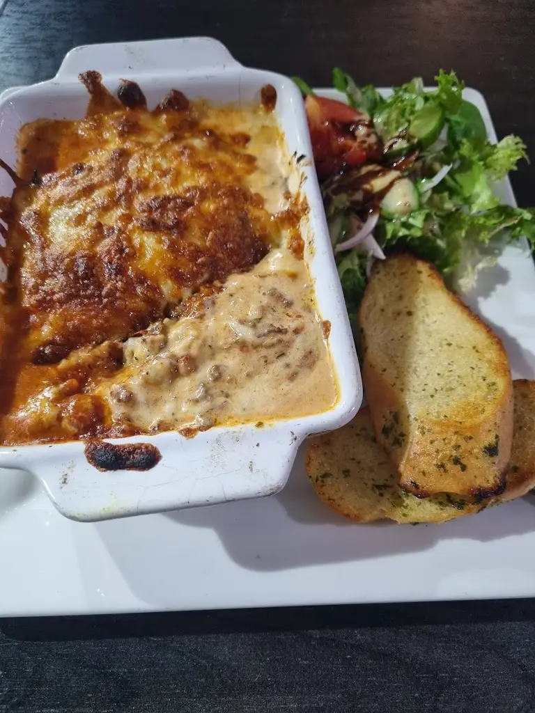 Menu_Four Seasons café and bistro_Gronant_image_5