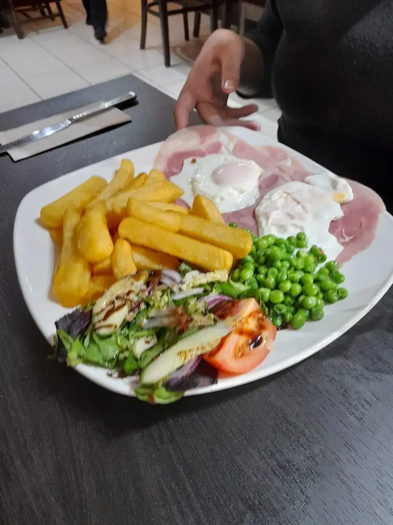 Menu_Four Seasons café and bistro_Gronant_image_9