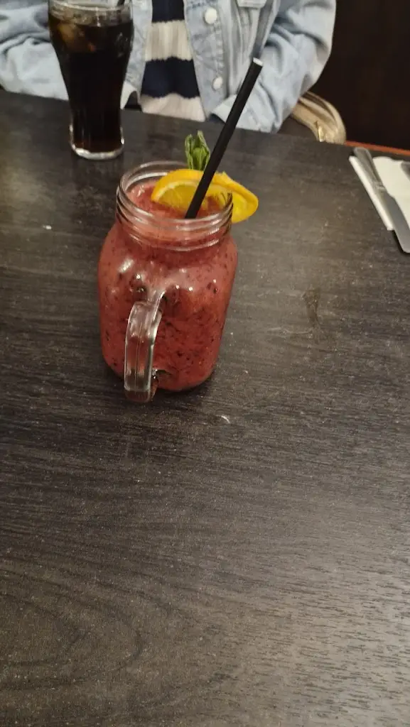 Stu Wright_Four Seasons café and bistro_Gronant_review