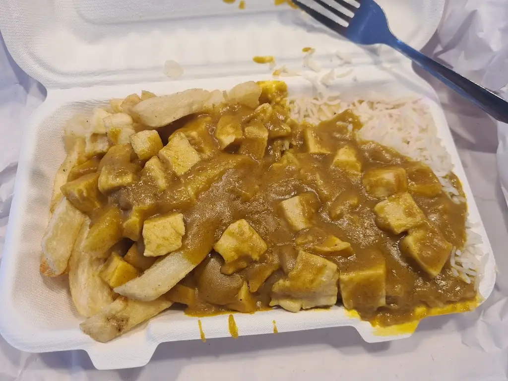 Sunny Sands Caravan Park Chip Shop_Gronant_slider_image_2