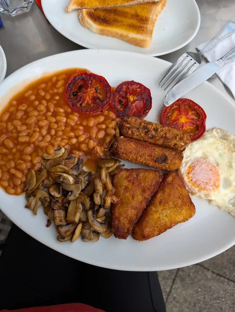 Justyna Maciejewska_Village Square Cafe_Birchington-on-Sea_review