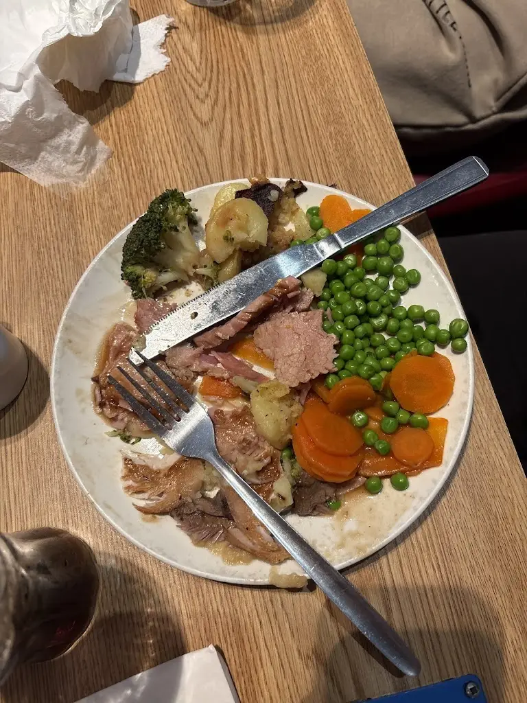 becca bergin_Mash and Barrel_Gronant_review