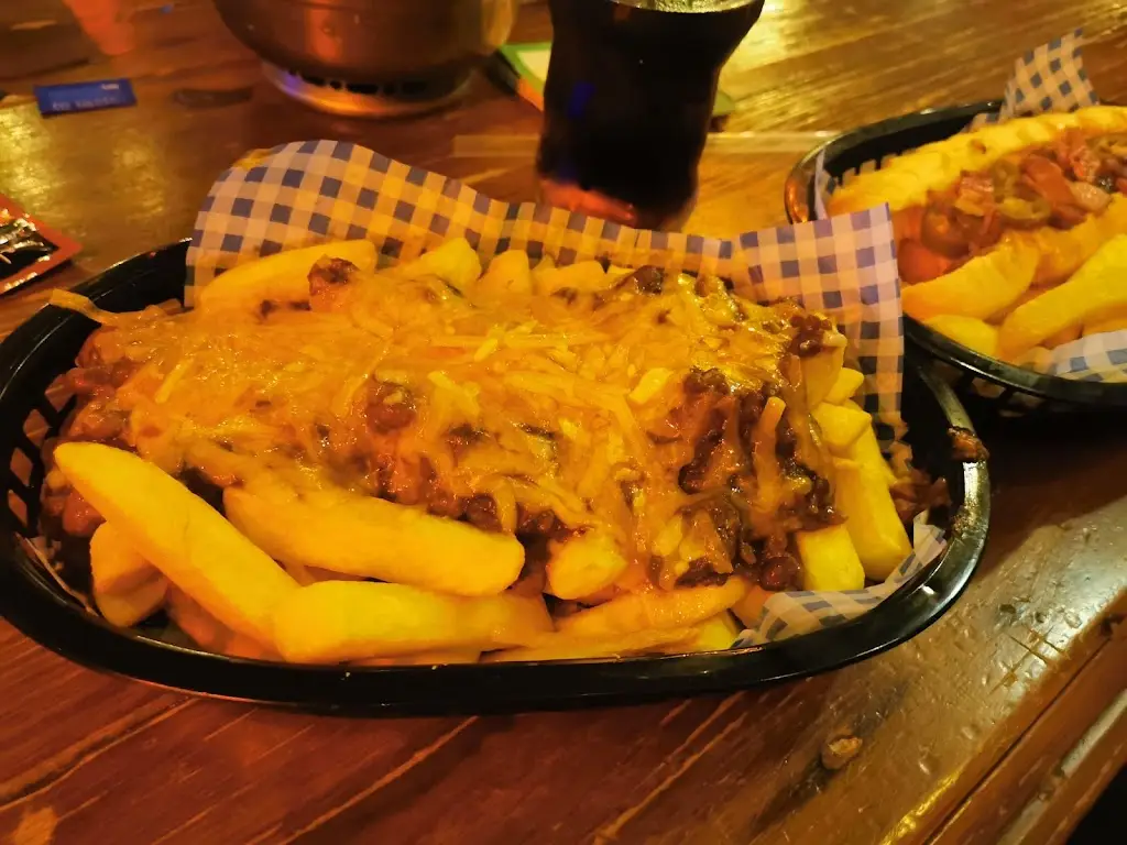 Aeryn Morgan_The Point Bar & Restaurant_Gronant_review