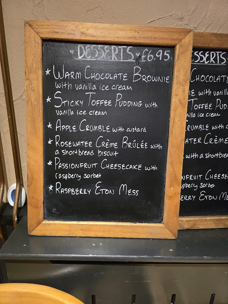 Menu_Horse & Jockey_Knighton_image_4