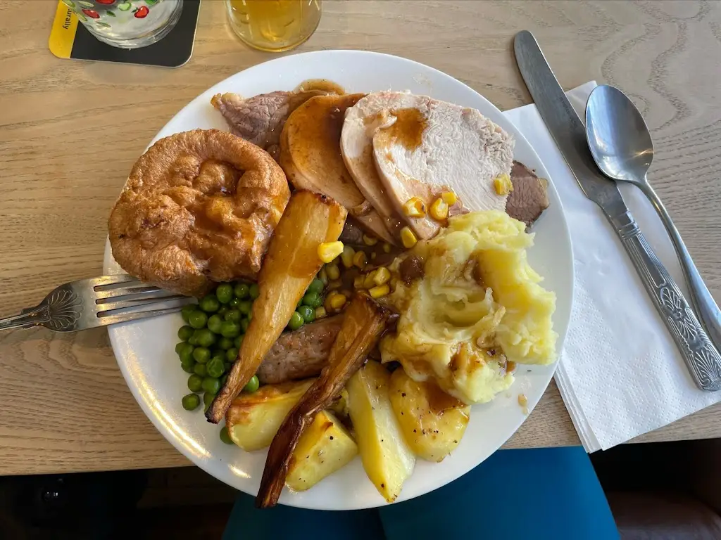 Heidi Hurst_George & Dragon Inn_Knighton_review