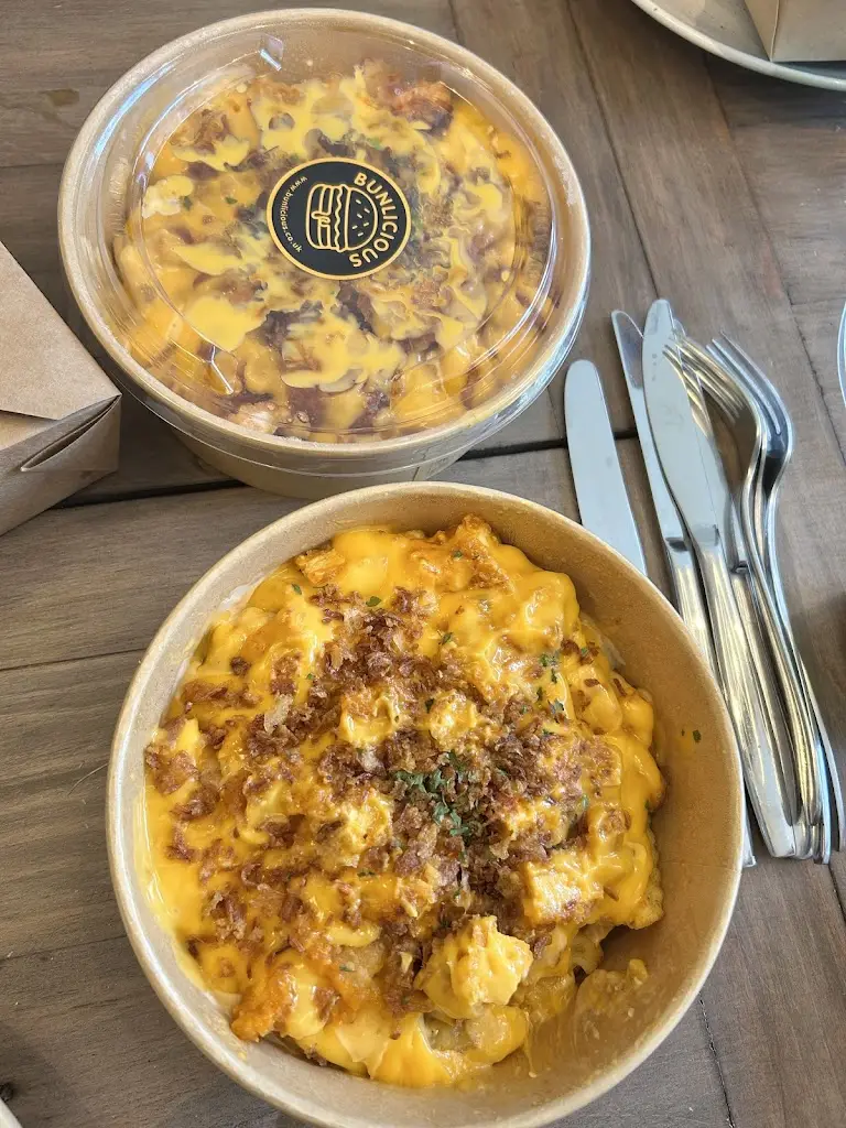 Chris Nicholson-Jones_Bunlicious_Leeswood_review