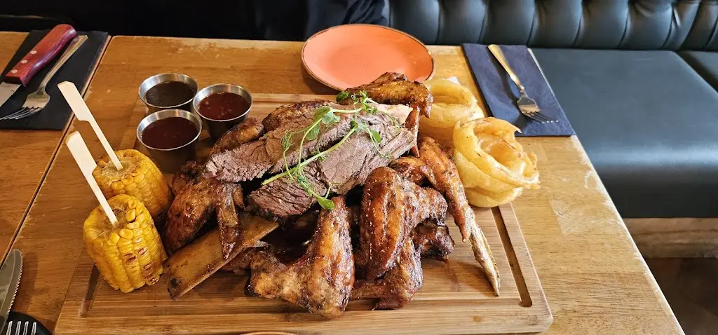 Deadwood Smokehouse Mold_Leeswood_slider_image_3