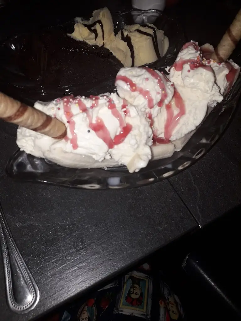 Menu_The Cherry Pie Inn_Leeswood_image_8