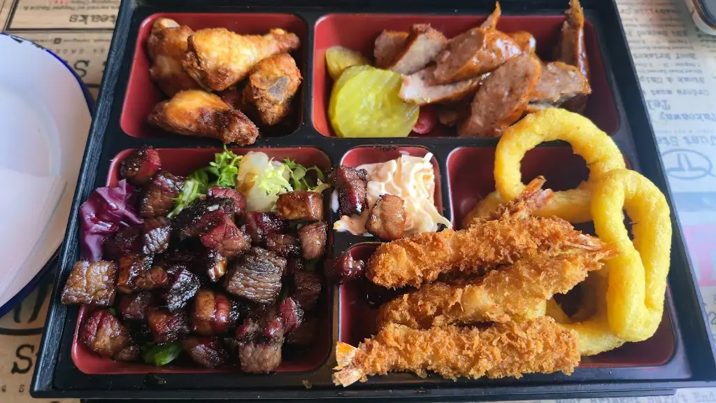 Mik29 Food, Camping and Tech Reviews_Just Steak_Leeswood_review