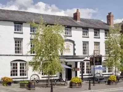 Cain Valley Hotel_Guilsfield_slider_image_1