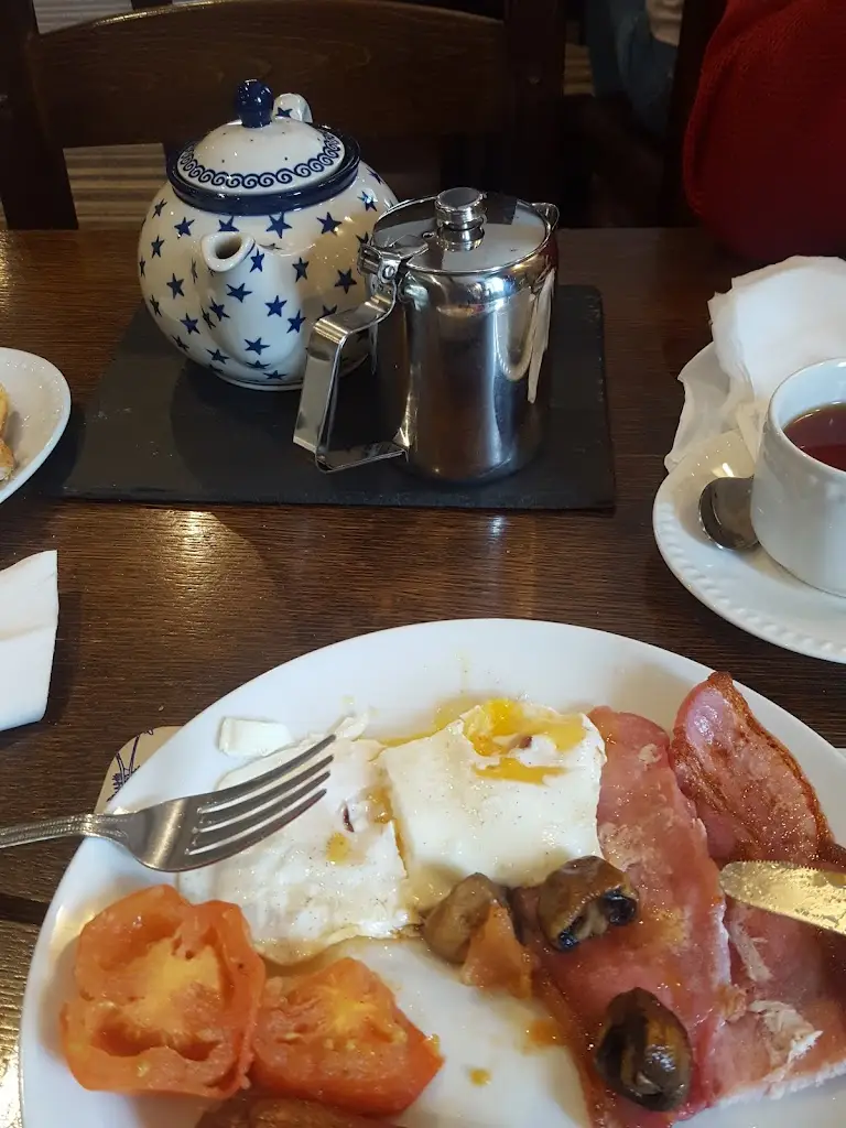 Menu_Dyffryn Cafe & Restaurant_Guilsfield_image_9