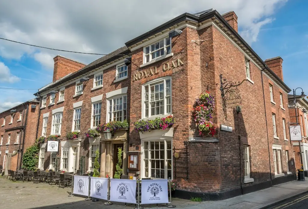 The Royal Oak Hotel restaurant in Guilsfield