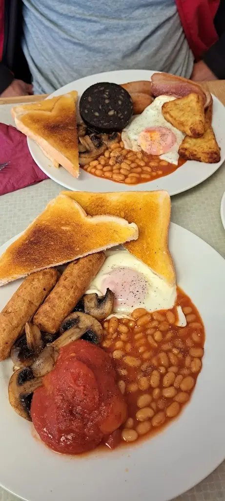 Amy Vickers_The Monkey Puzzle_Guilsfield_review