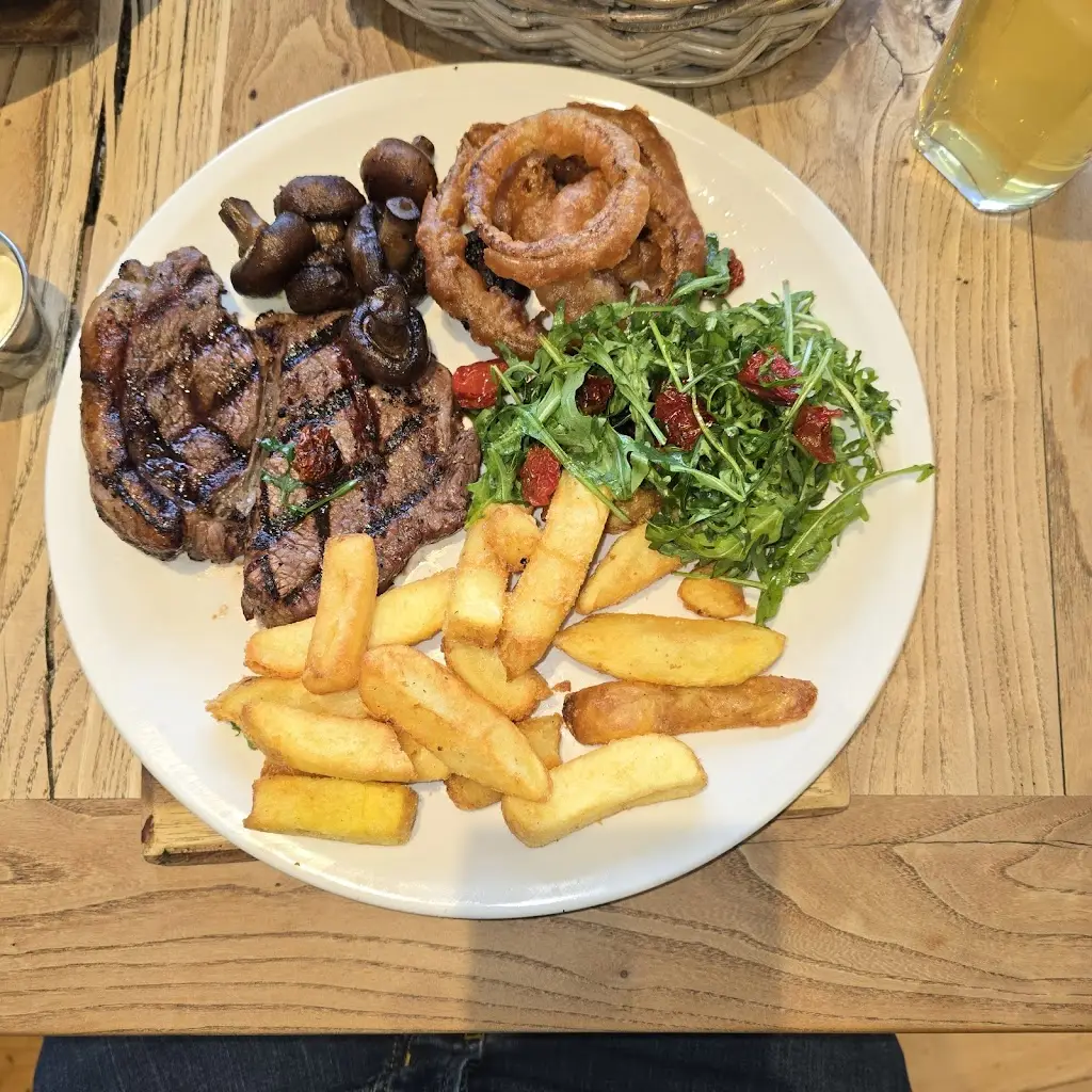 Menu_Raven Inn_Guilsfield_image_9