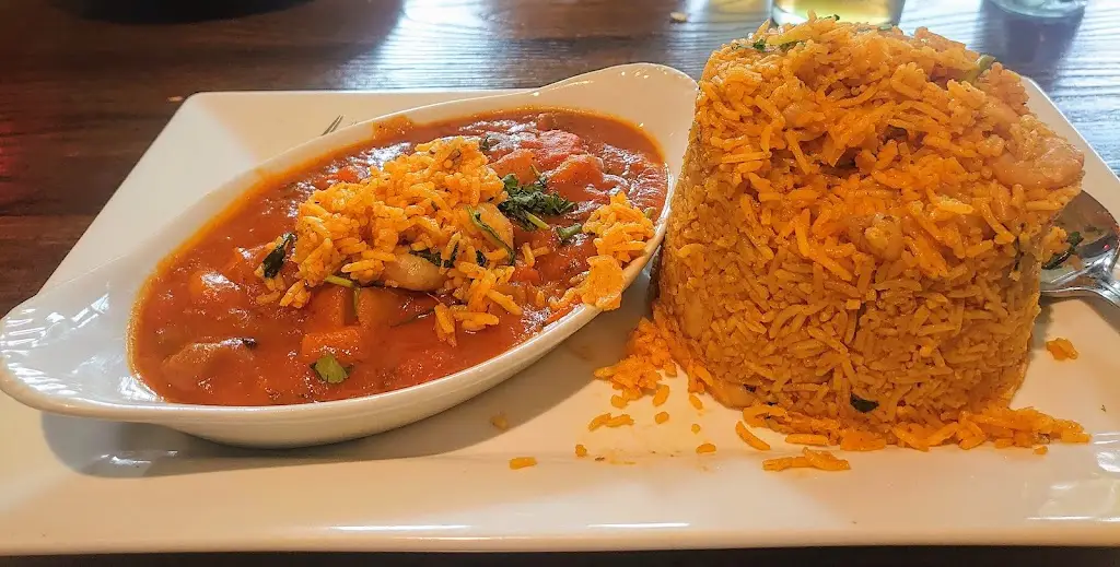 She B_HOGS INN The Breidden_Guilsfield_review