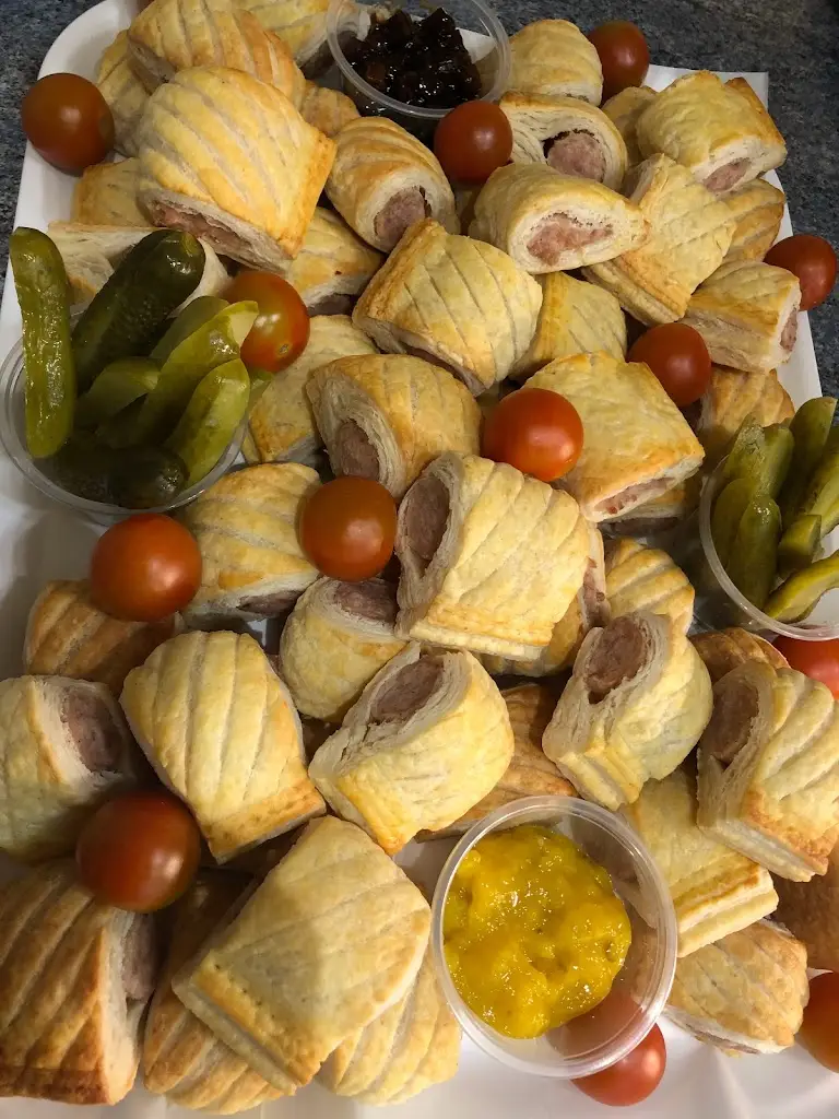 The Tuck Box_Guilsfield_slider_image_2