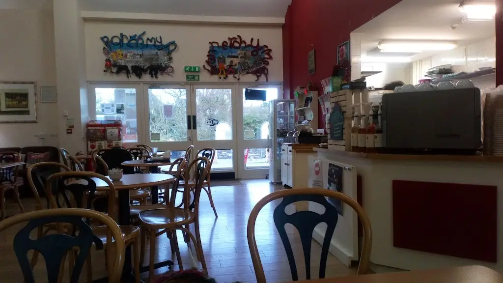 Caffi’r Stesion - Station Cafe restaurant in Llanerchymedd