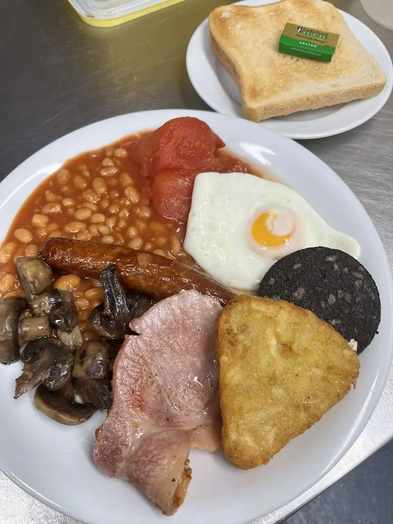 Caffi’r Stesion - Station Cafe_Llanerchymedd_slider_image_3