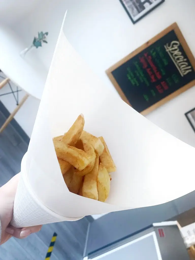 Menu_The Red Dragon_Llanerchymedd_image_2