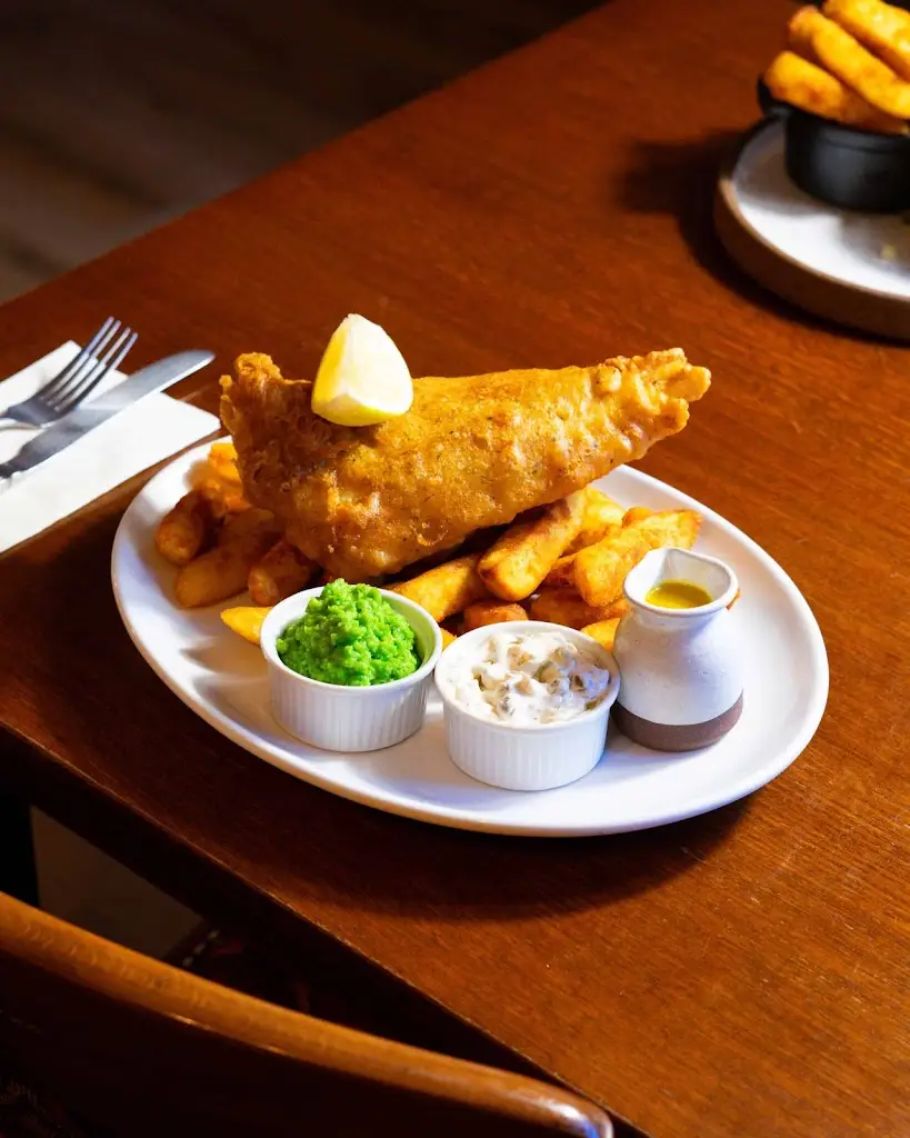 The Red Lion_Llangynidr_slider_image_2