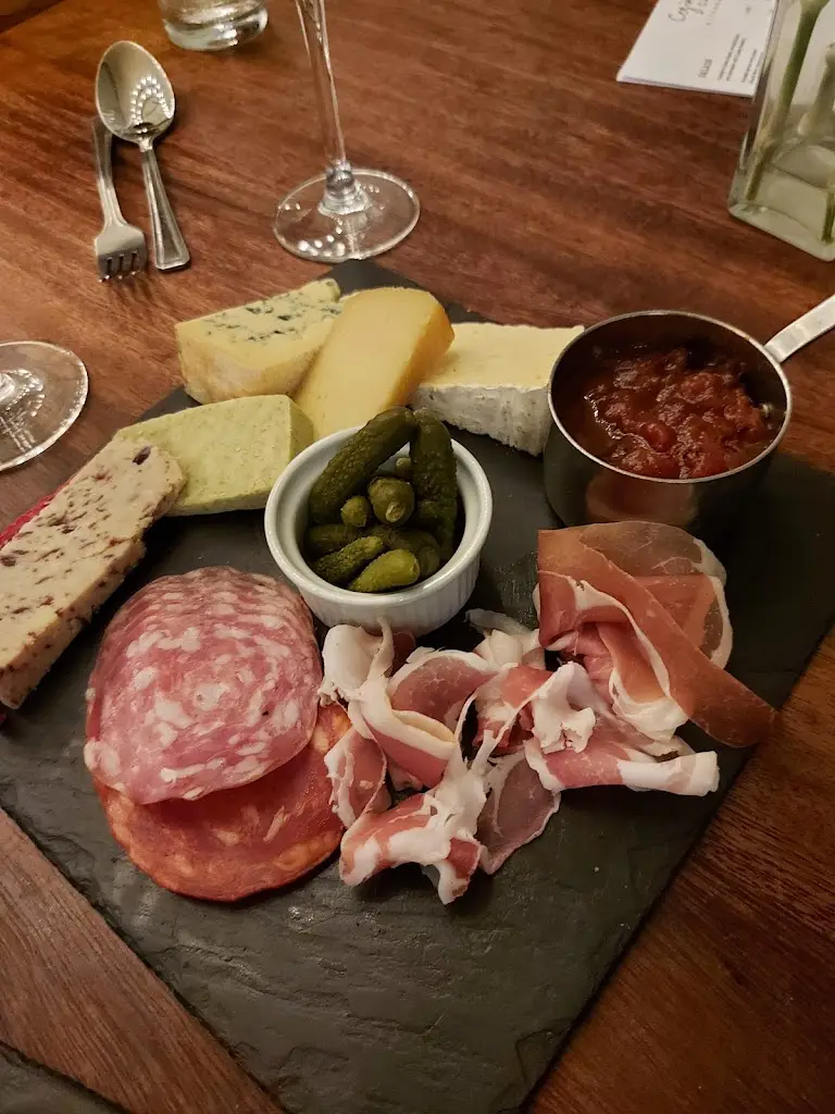 Menu_Restaurant at Cawdor Arms_Llandeilo_immagine_5