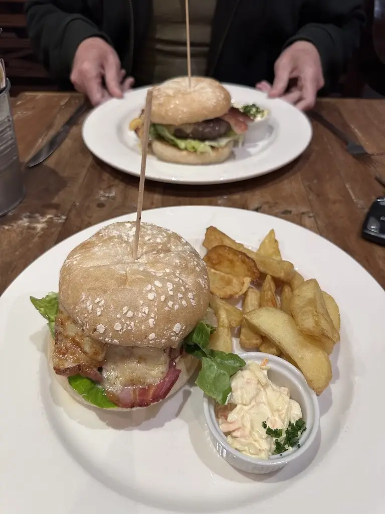 Restaurant at Cawdor Arms_Llandeilo_slider_image_3