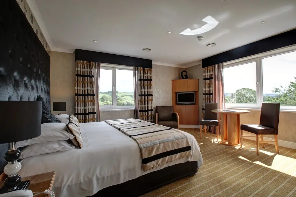 The Plough Hotel & Restaurant_Llandeilo_slider_image_3