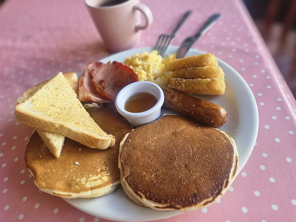 The Gwili Cafe_Llandeilo_slider_image_2