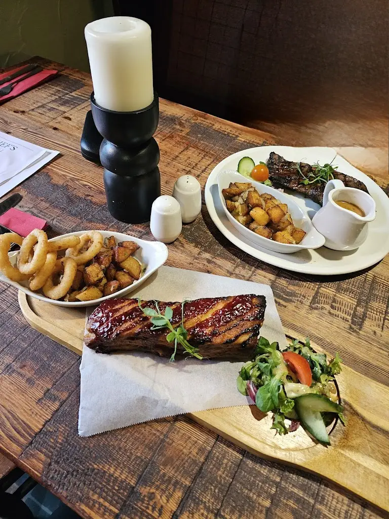 Menu_The Torbay Inn_Llandeilo_image_3