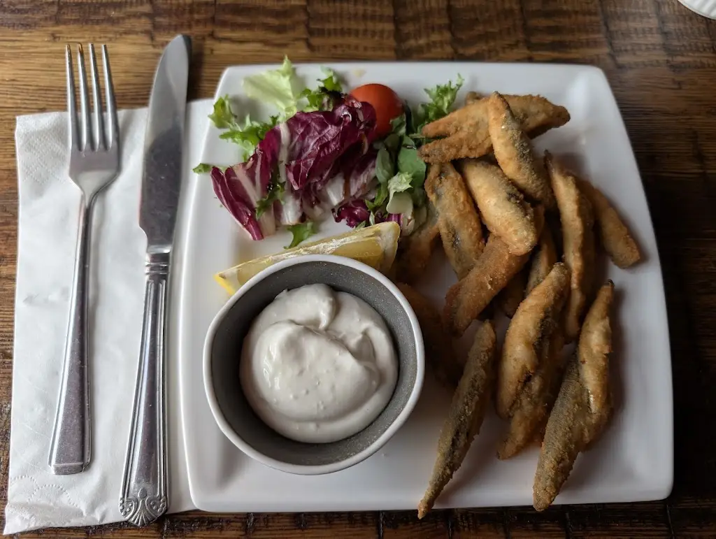 Alan Sutton_The Torbay Inn_Llandeilo_review