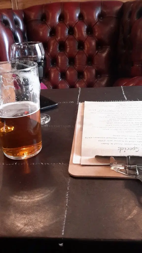 Menu_The White Horse_Llandeilo_image_8