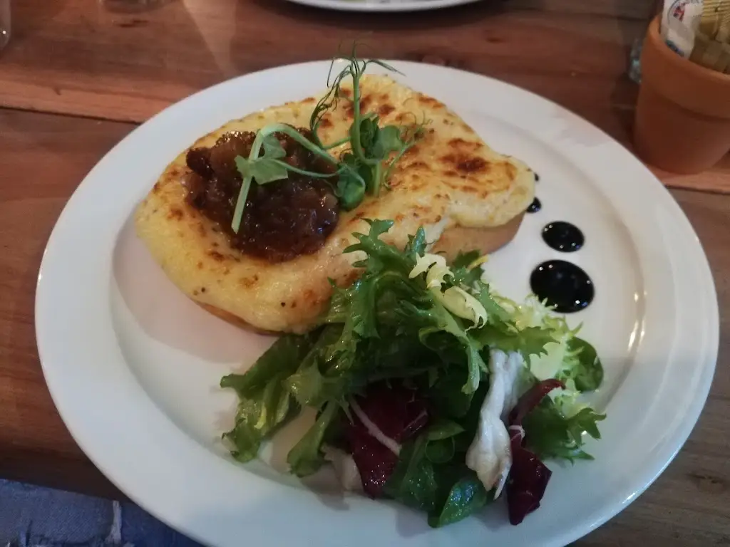 Menu_Flows on Market St_Llandeilo_image_8