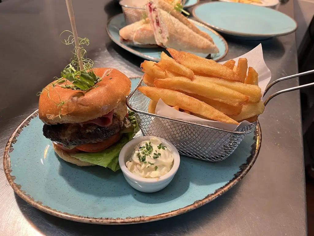 The Cottage Inn, Pentrefelin, Llandeilo_Llandeilo_slider_image_2