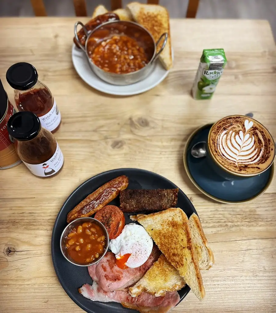 Menu_Cegin Diod_Llandeilo_imagen_9