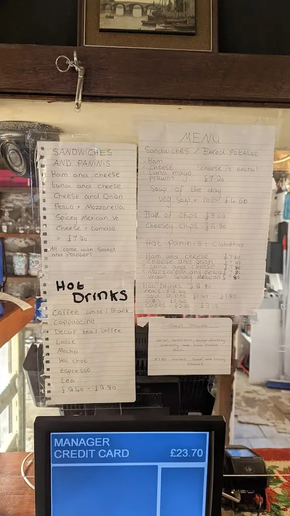 Menu_Tan-y-pistyll Restaurant_Llanrhaeadr-ym-Mochnant_immagine_2