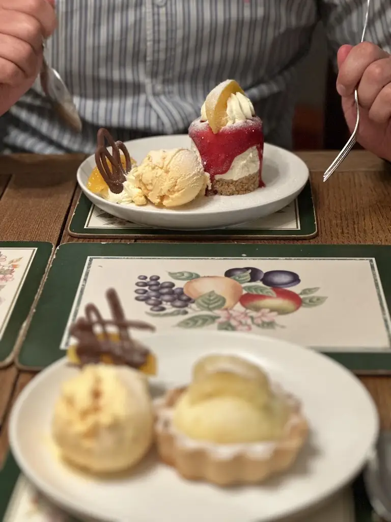 Menu_The Berwyn Restaurant_Llanrhaeadr-ym-Mochnant_image_2