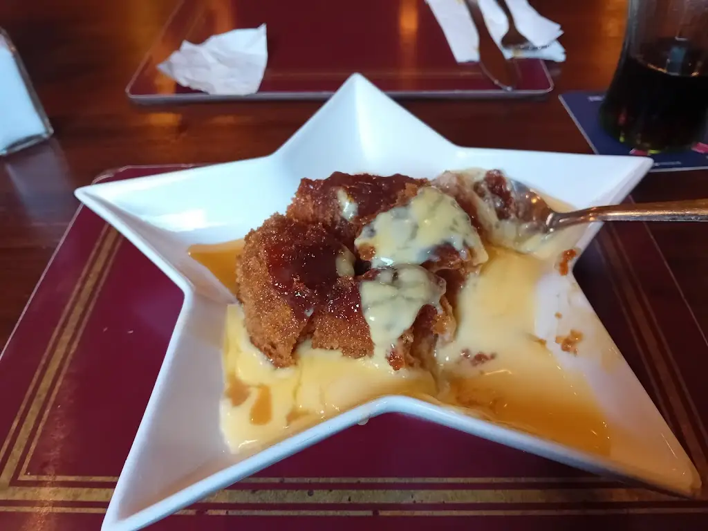 Julie Grimmett_Y Glyntwrog Inn_Llanrug_review